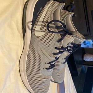 Mens Nike Tennis Shoes